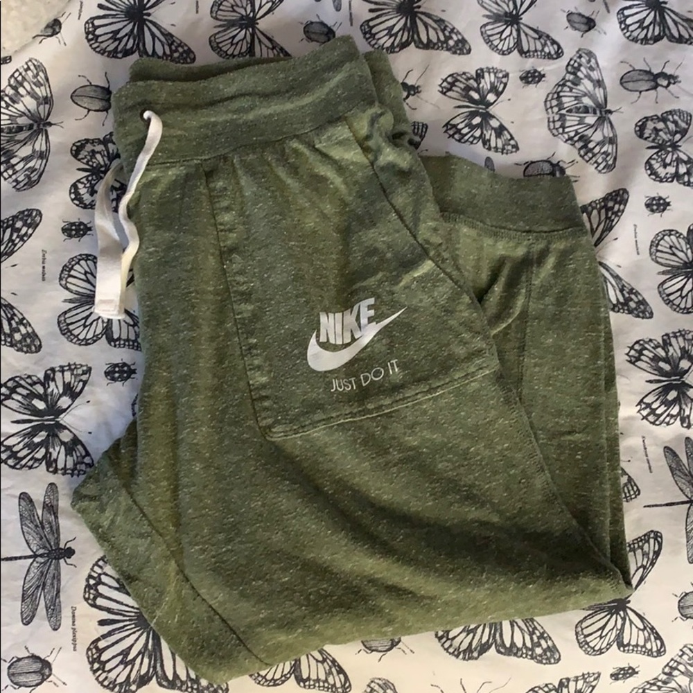 Nike pants